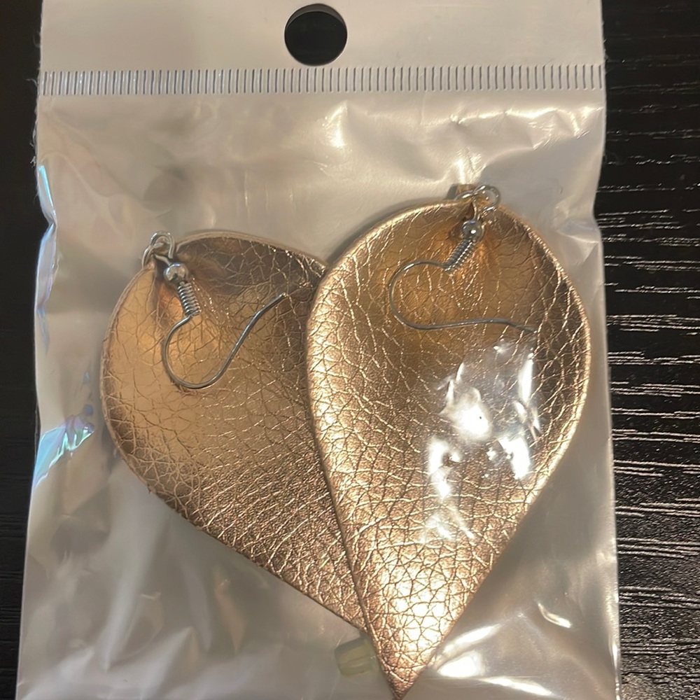 2 for 10 New Tear drop faux leather earrings/ heart earrings red